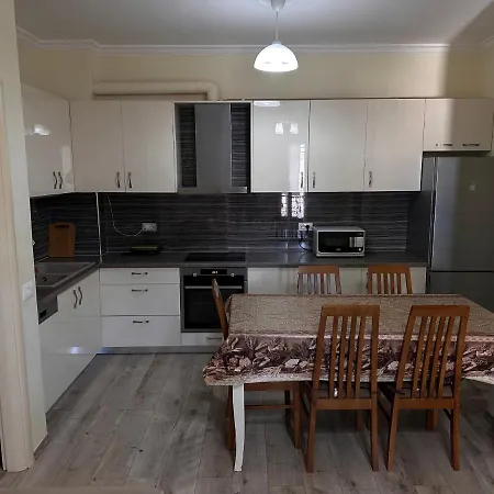 Appartement Family 12 *