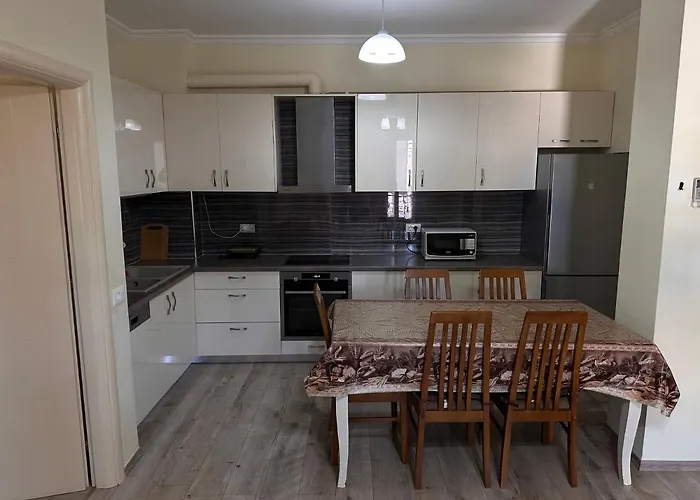 Apartament Family 12 *